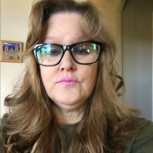 Meet your Posher, Rita